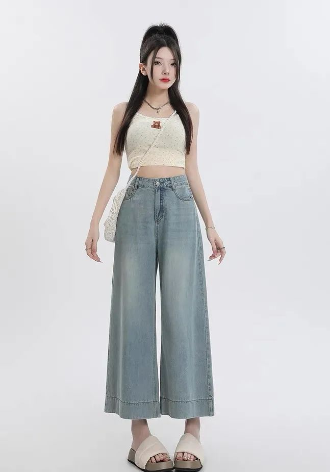 刘亦菲海外鲨疯了!印花T恤+牛仔阔腿裤都能穿得这么撩人!(图46)