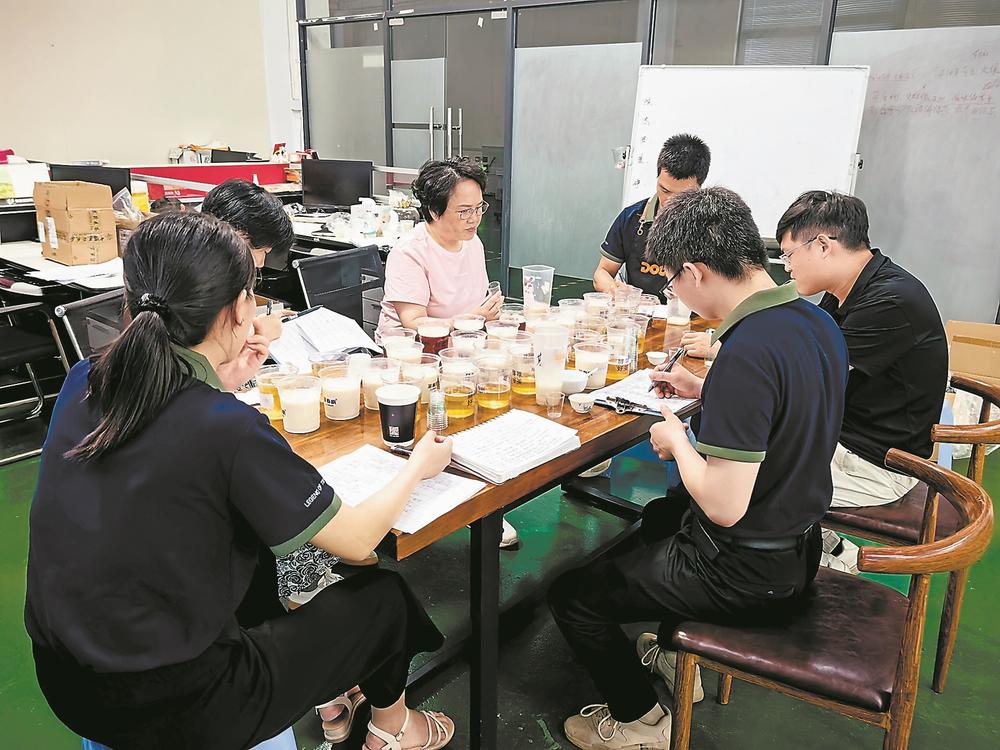 为了一杯奶茶福建人可以有多拼?(图2)