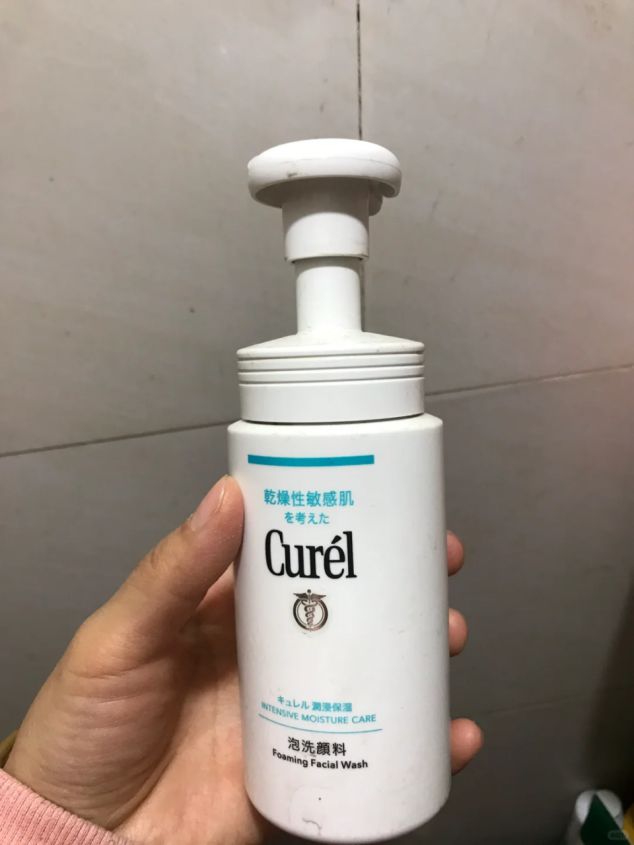 补水保湿洗面奶推荐洁面同时补水水润肌肤全天候。(图6)